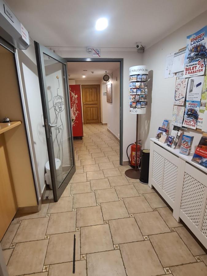 Amber Hostel Cracovie Extérieur photo