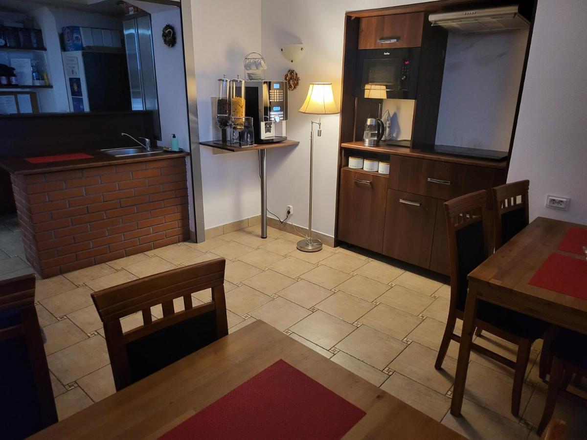 Amber Hostel Cracovie Extérieur photo