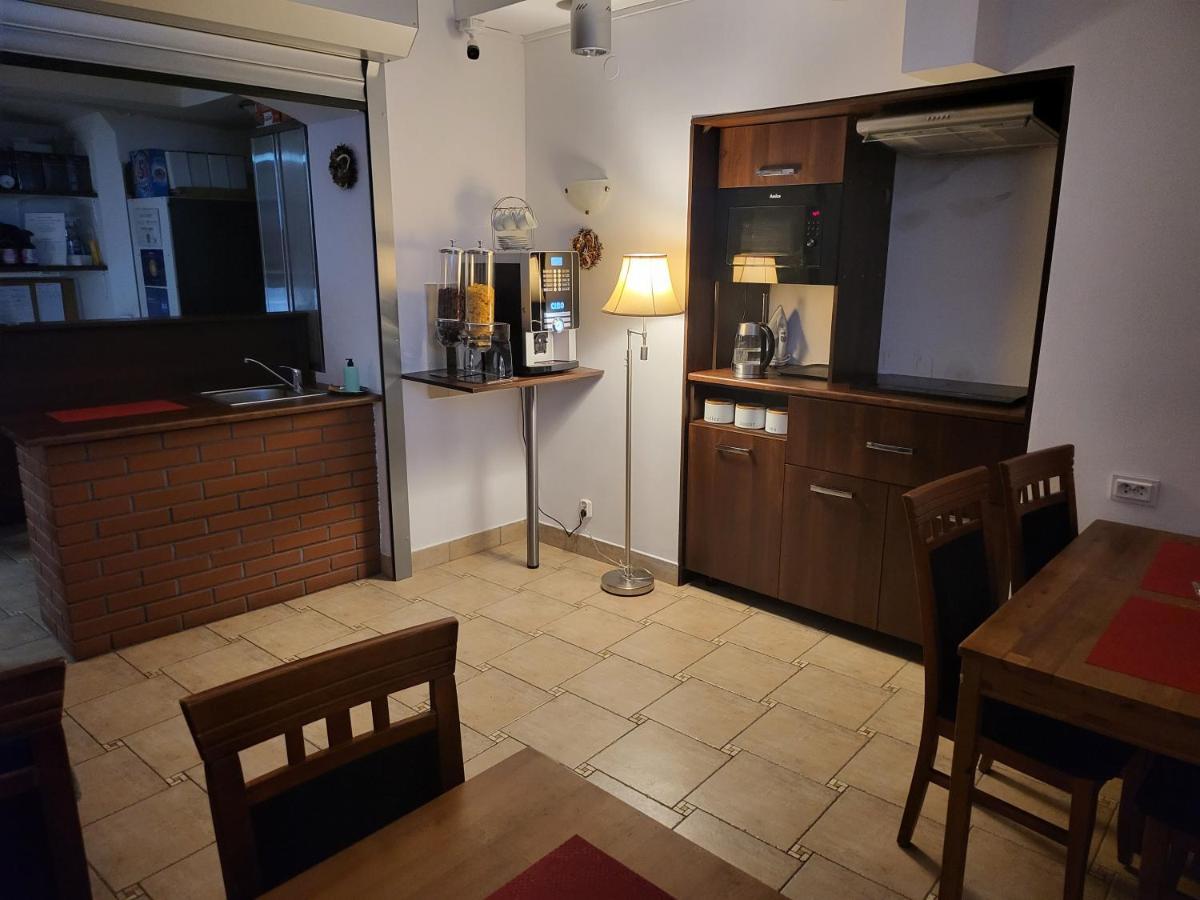Amber Hostel Cracovie Extérieur photo