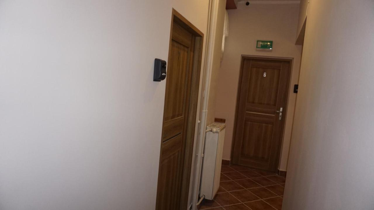 Amber Hostel Cracovie Extérieur photo