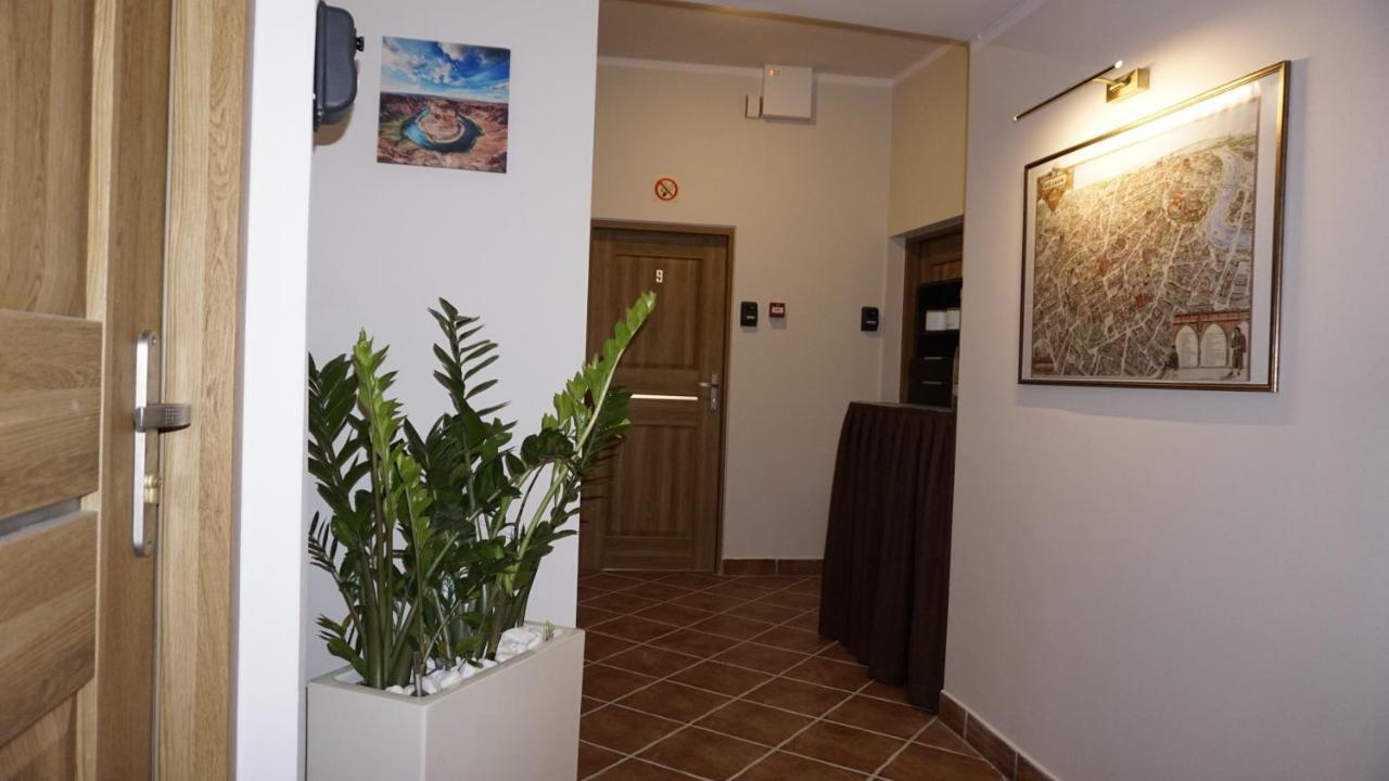 Amber Hostel Cracovie Extérieur photo